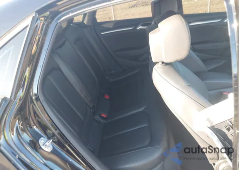 2018 Audi A3 2.0T Premium/2.0T Tech Premium из США, поврежденный, VIN WAUB8GFF8J1008149